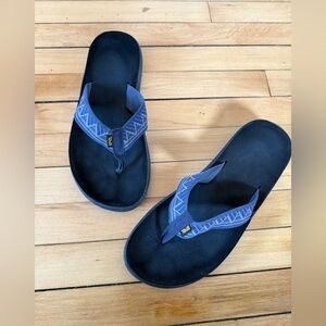 Teva Voya flip flops in blue thon sandals summer beach comfort